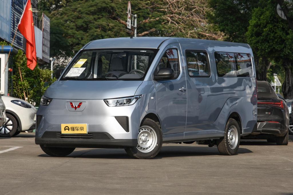 300km comfortable bus version 75kW