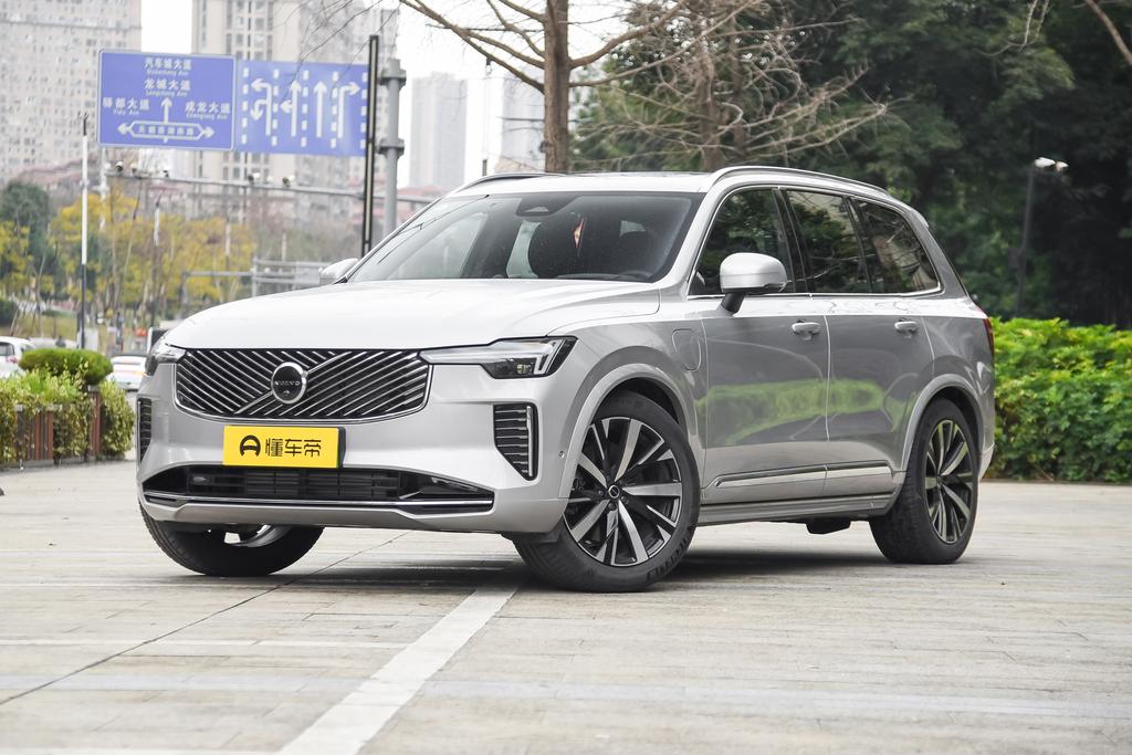 Facelifted E-drive hybrid T8 long battery life Zhizun Deluxe Edition 7-seater