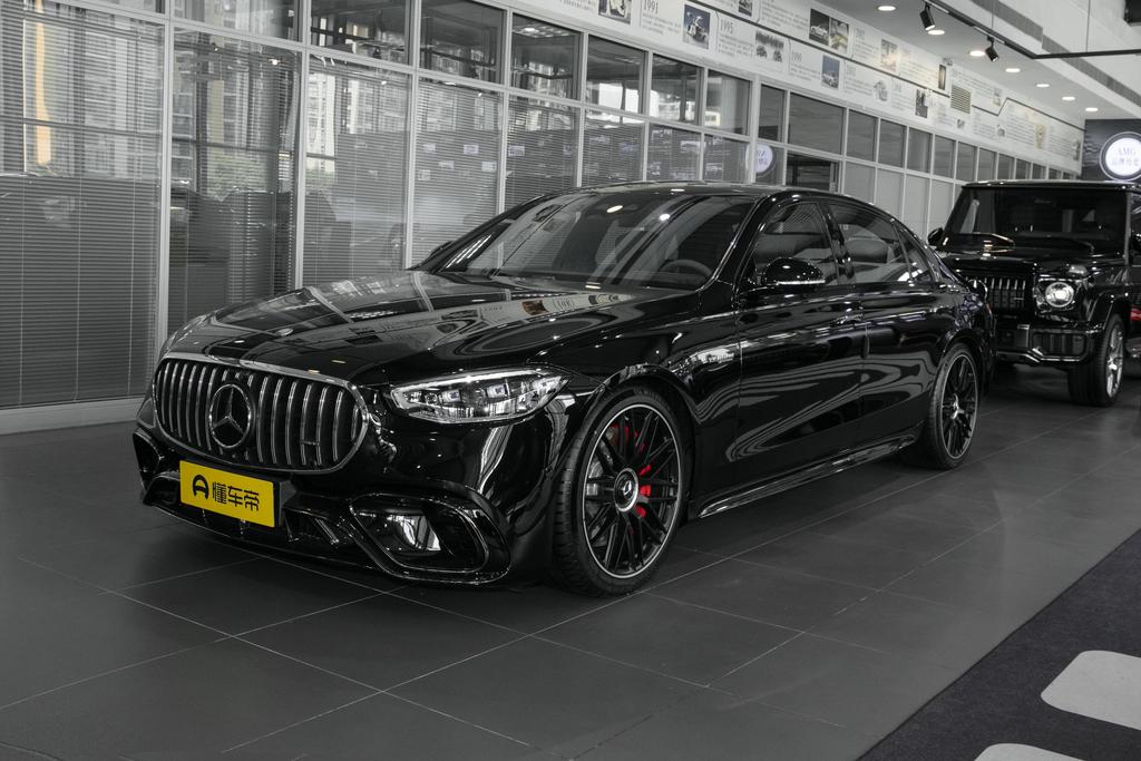 AMG S 63 L E Performance