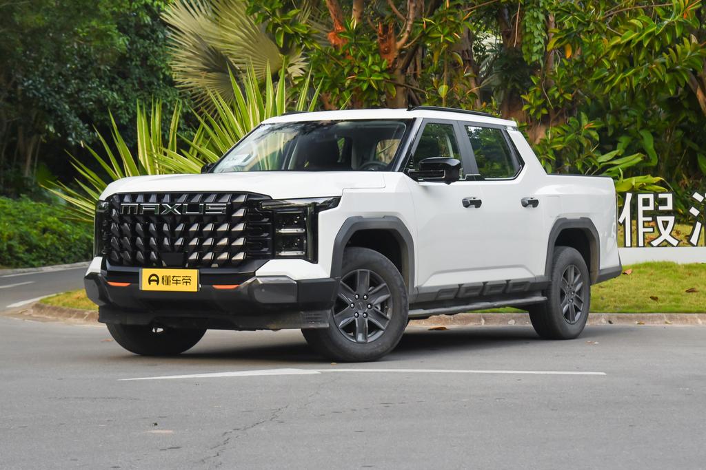 2.5T automatic diesel four-wheel drive deluxe edition