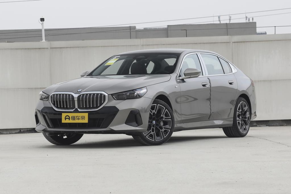 530Li xDrive M sports suit