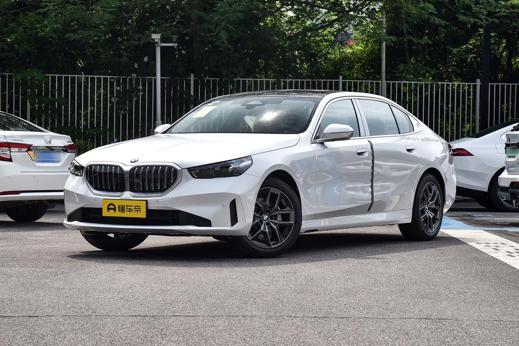 530Li leading Luxury Set