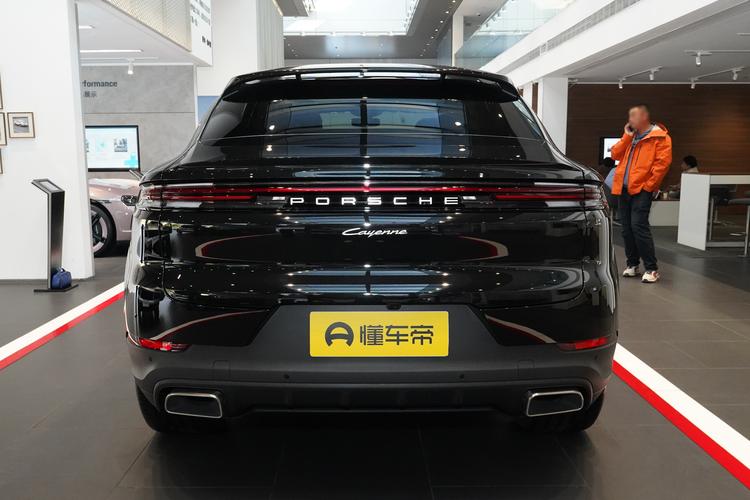 Фото машины 33