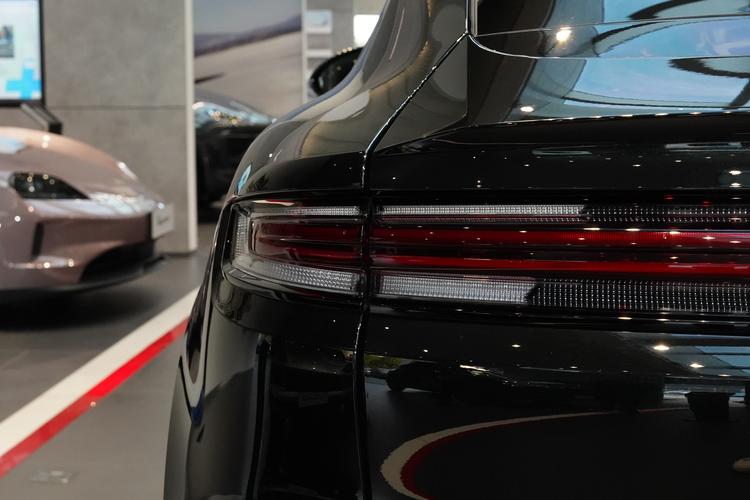 Фото машины 42