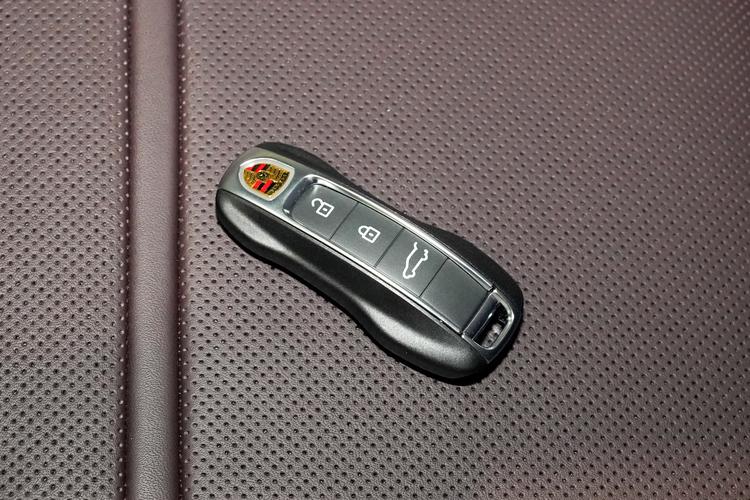 Фото машины 65