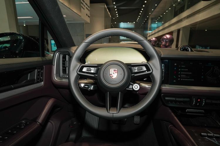 Фото машины 128