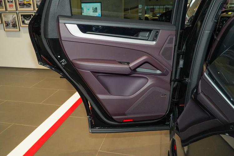 Фото машины 124