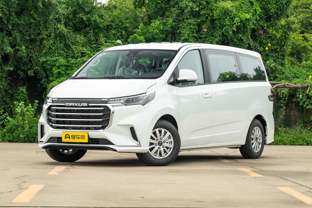 2.4 LCNG Manual Premium Travel Edition