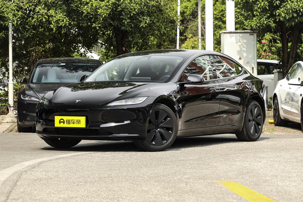 Rear-wheel drive version