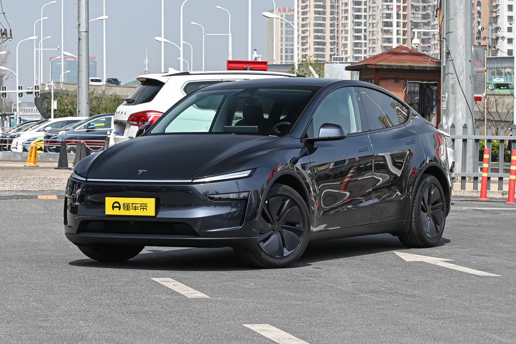 Long battery life all-wheel drive version