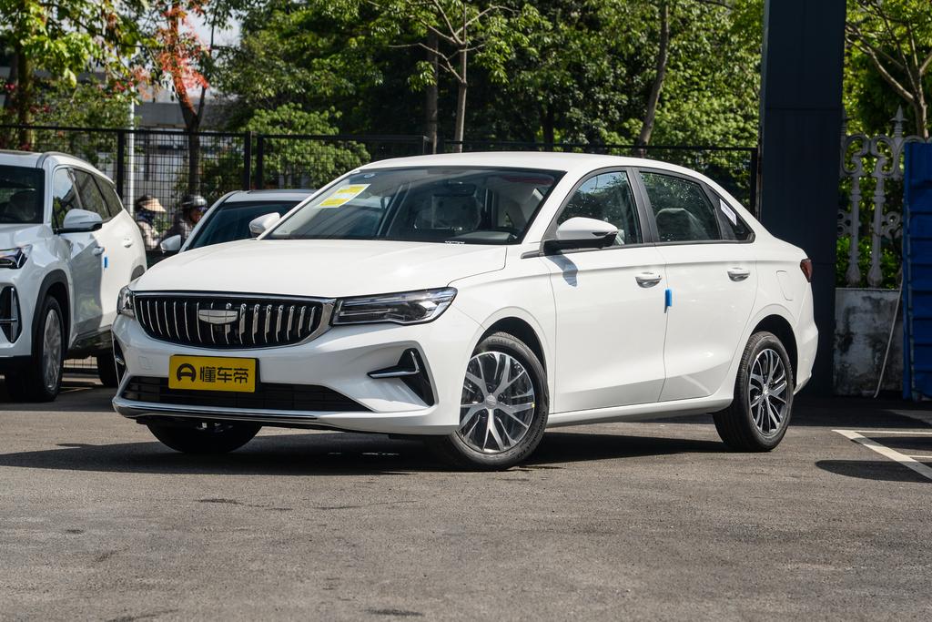 The 4th generation 4 million commemorative 1.5L CVT transcendent type