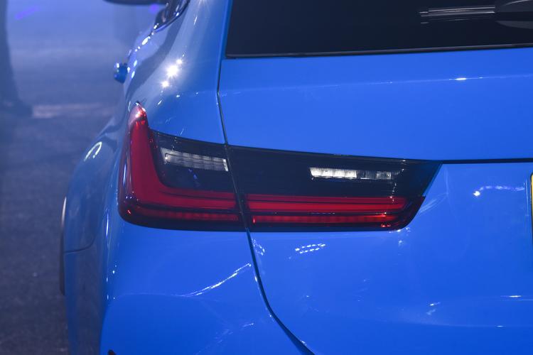 Фото машины 77