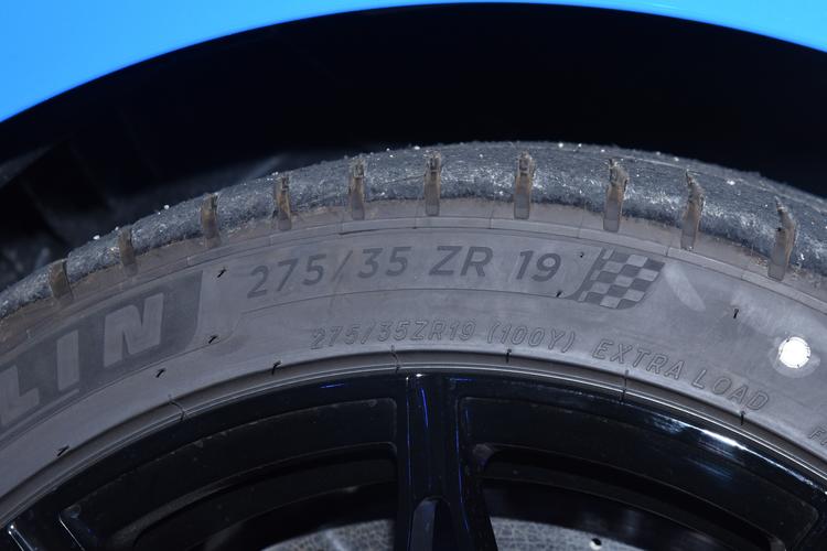 Фото машины 102