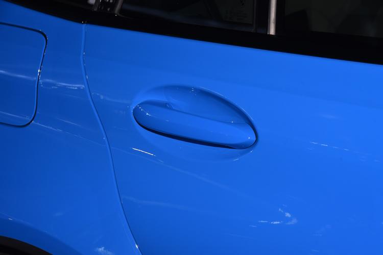 Фото машины 105