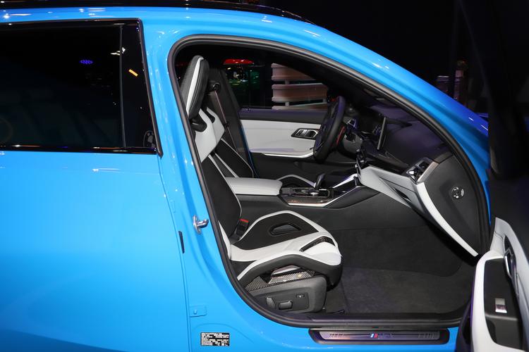 Фото машины 122