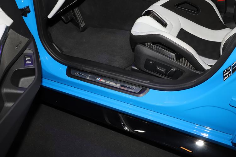 Фото машины 142