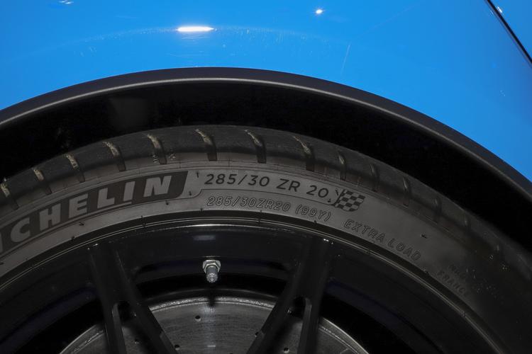 Фото машины 215