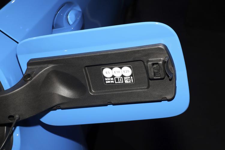 Фото машины 202