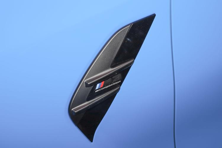 Фото машины 218