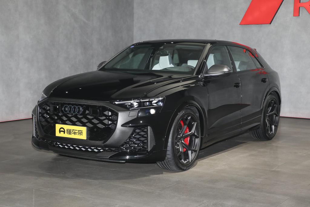 RS Q8 4.0T 45th Anniversary Edition