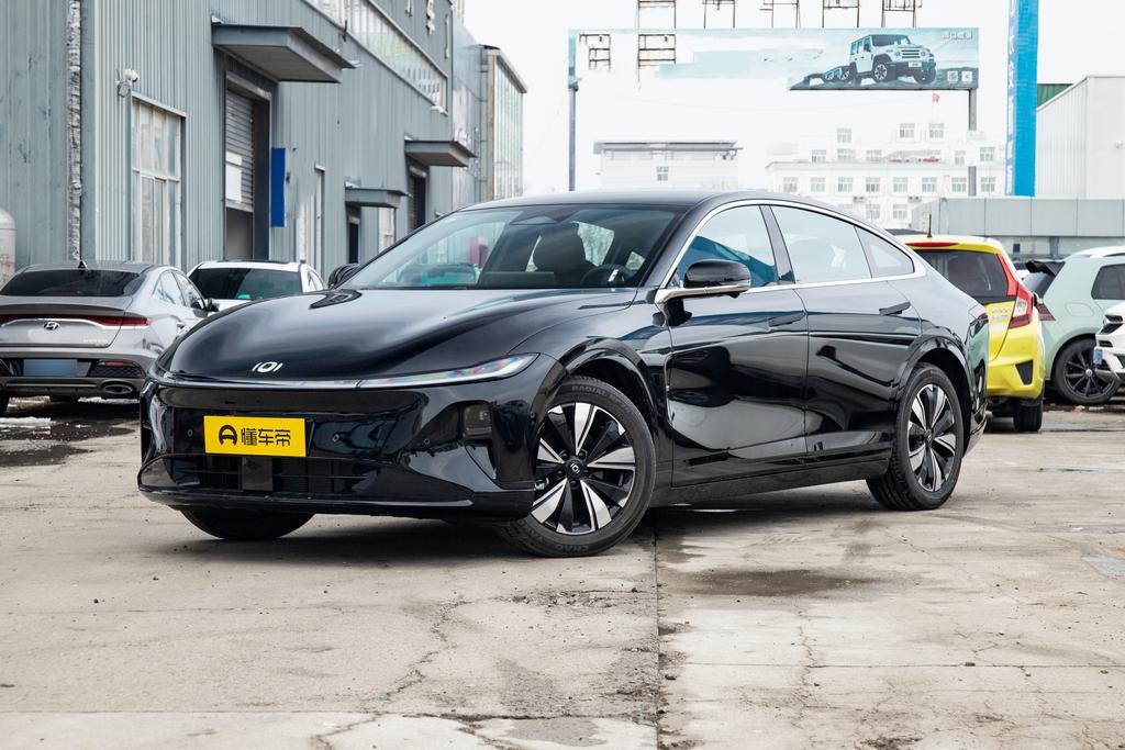 Blue Whale Pure Electric 525 Luxury