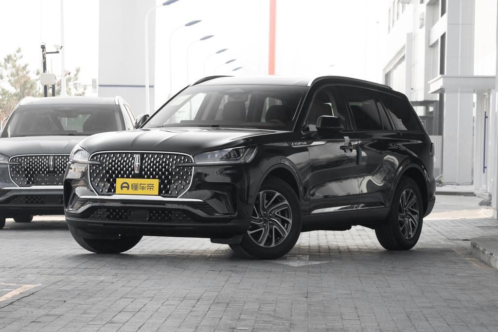 3.0T V6 four-wheel drive elegant version seven-seater