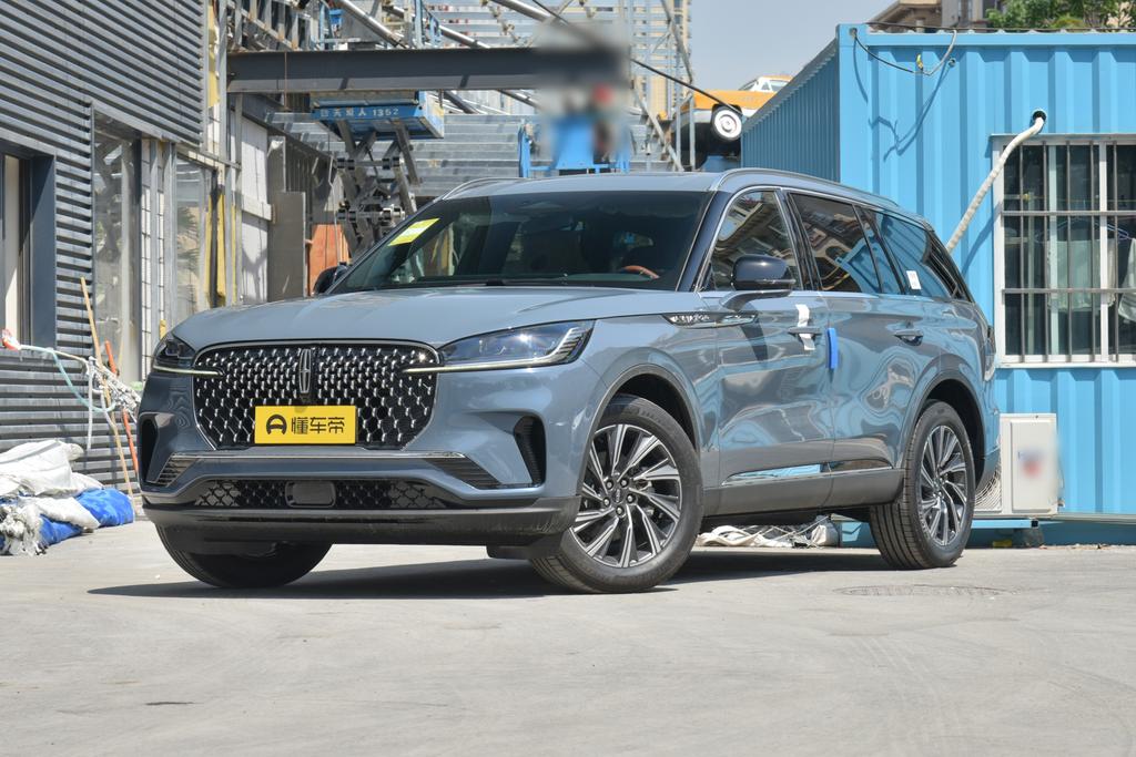 3.0T V6 four-wheel drive elegant version seven-seater