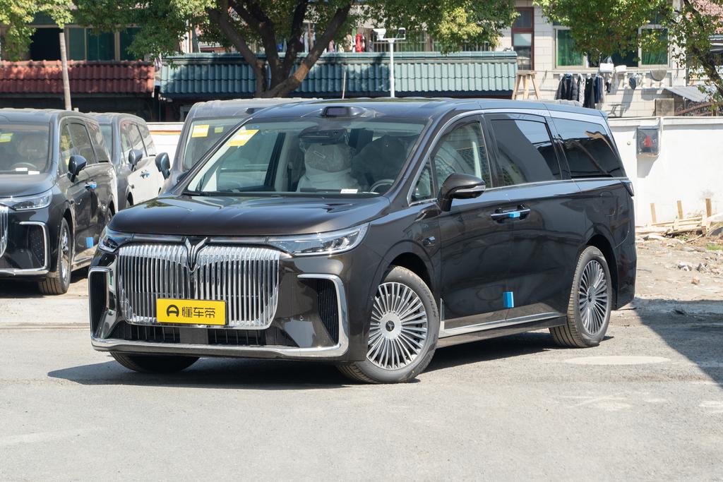 Four-wheel drive excellent dry version