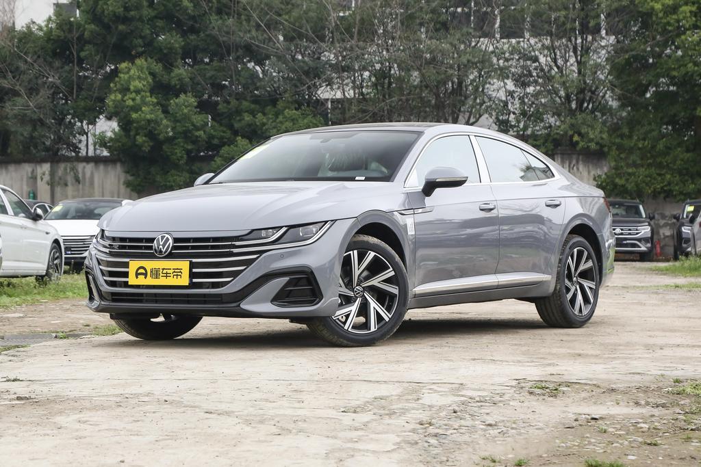 330TSI dazzling public enjoyment