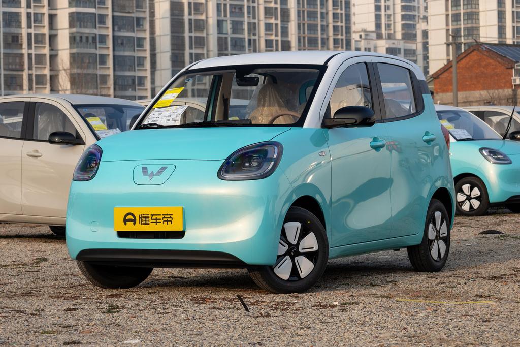 205km Lithium iron phosphate four-door version Zhenxiang+ model