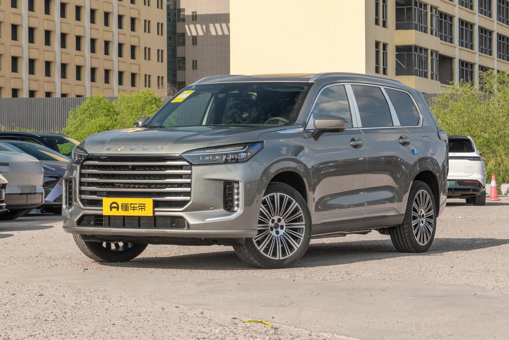 180 ultra-long battery life Max four-wheel drive 6 seats