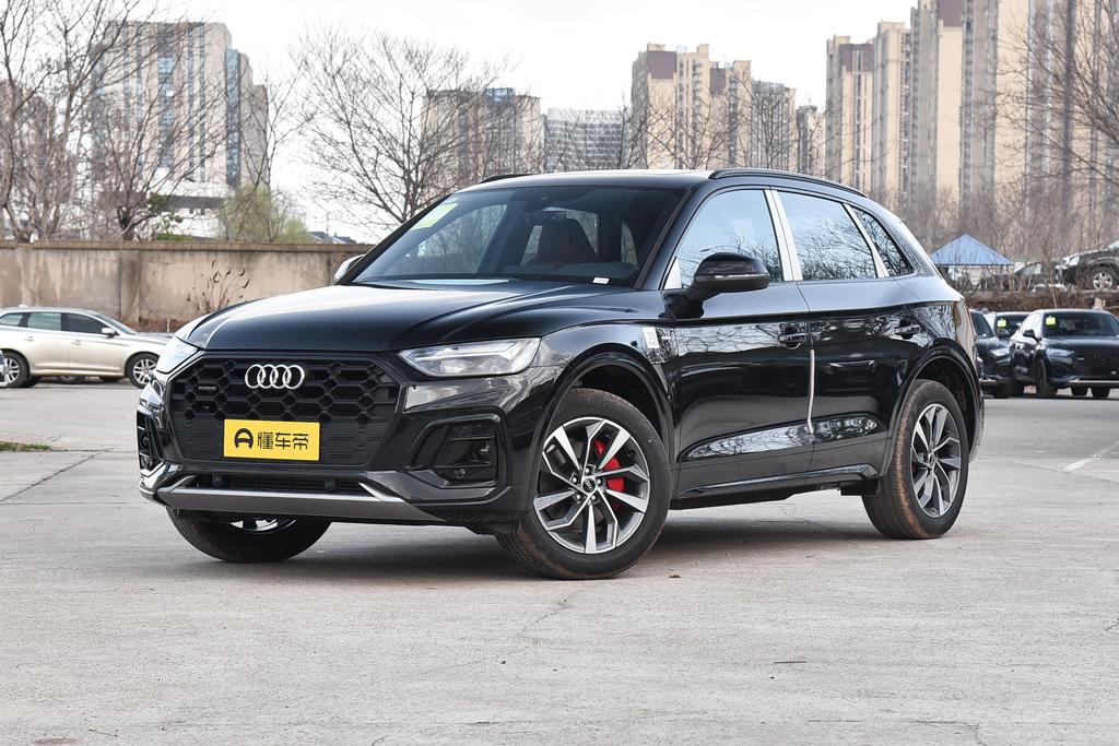 quattro 45th Anniversary Collector's Edition 40TFSI Luxury Dynamic Type