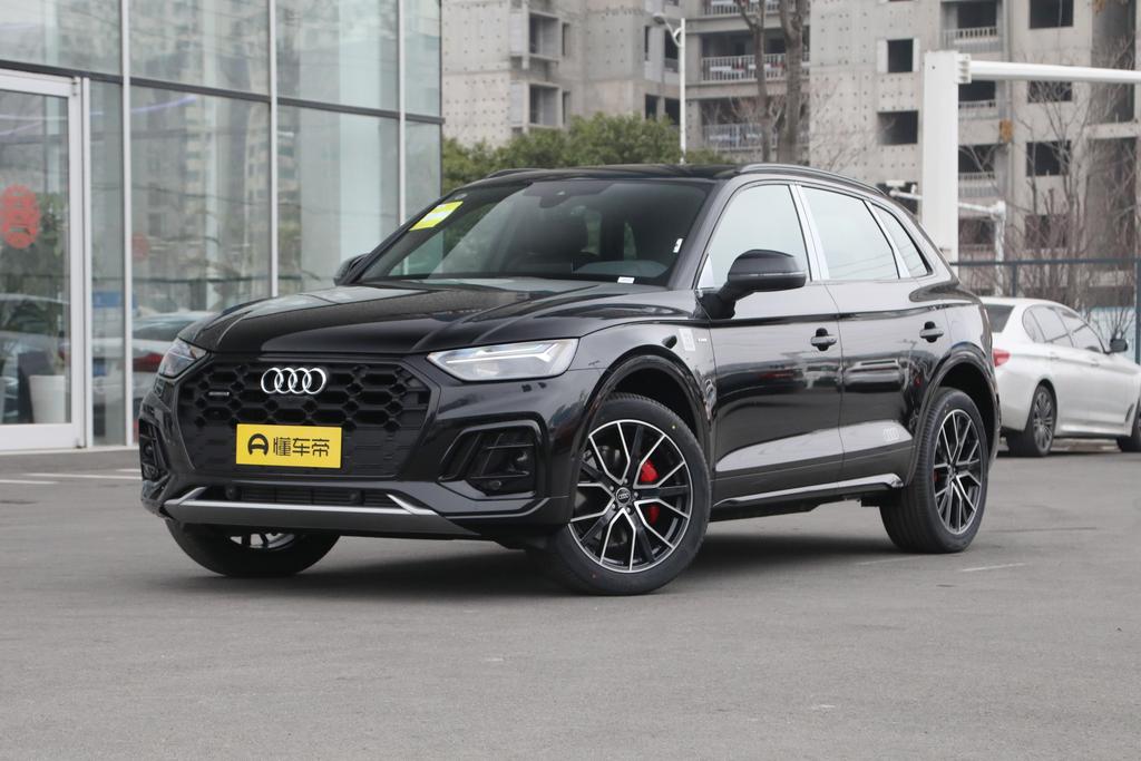 quattro 45th Anniversary Collector's Edition 45TFSI Luxury Dynamic Type