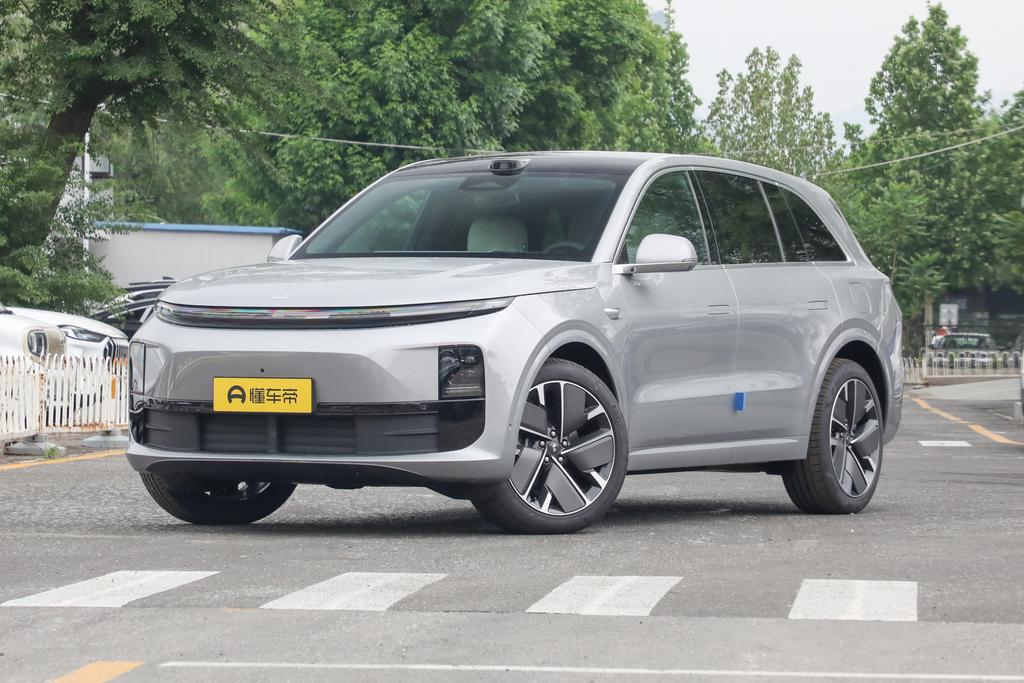 Max Smart new version