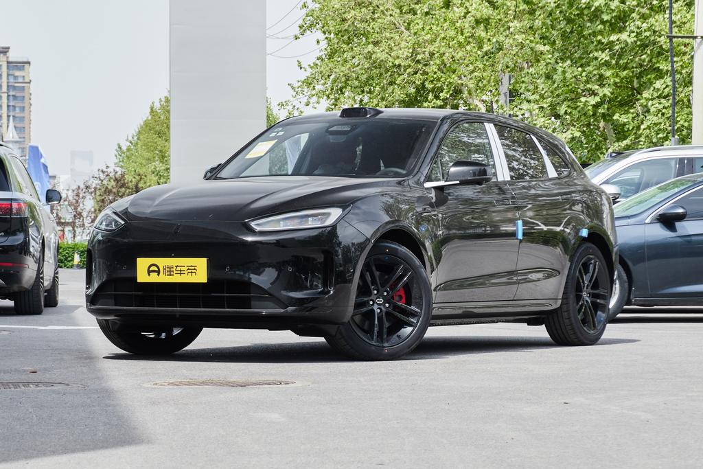 Extended range Ultra rear drive version