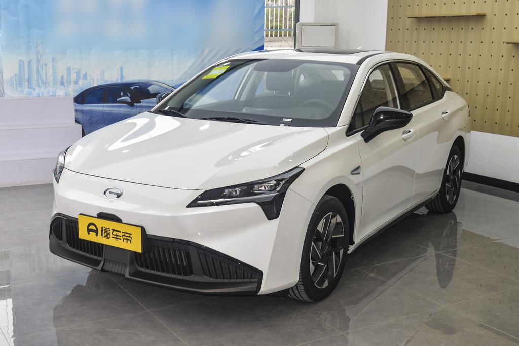 Plus Travel Edition 53.2 kWh