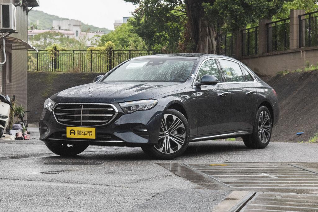 Facelift E 300 L luxury sedan