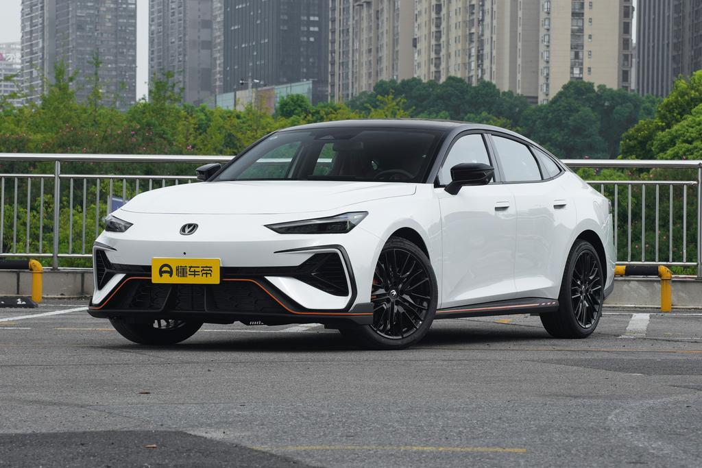 The third generation 2.0T Jin engine type