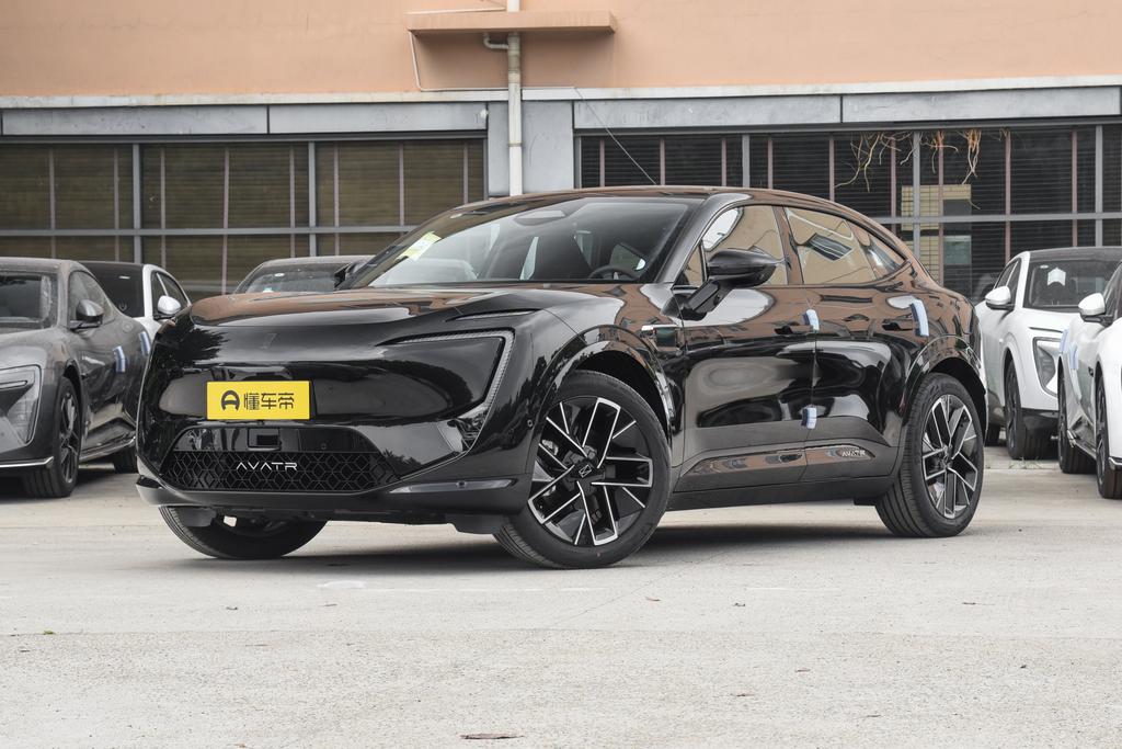 Facelifted Max rear drive extended range version