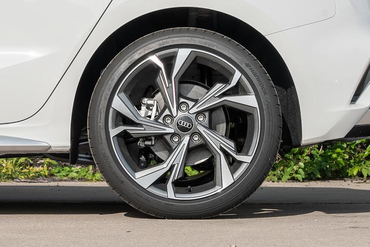 Фото машины 32