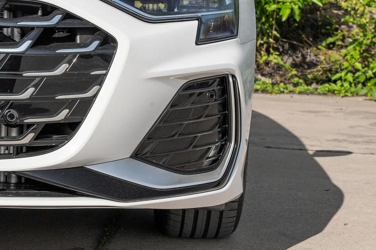 Фото машины 64