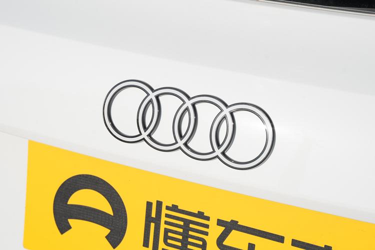 Фото машины 77