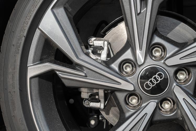 Фото машины 79