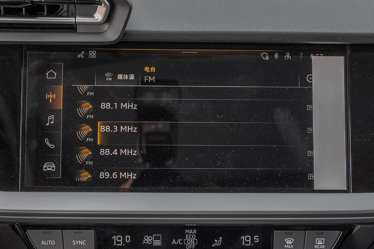 Фото машины 102