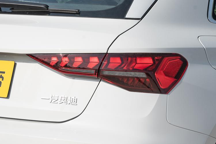 Фото машины 107