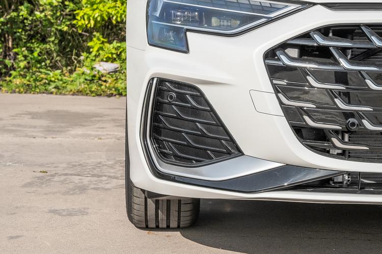 Фото машины 125