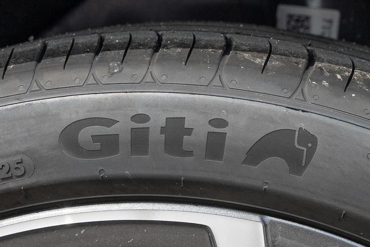 Фото машины 185