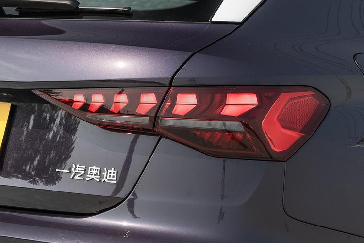 Фото машины 201