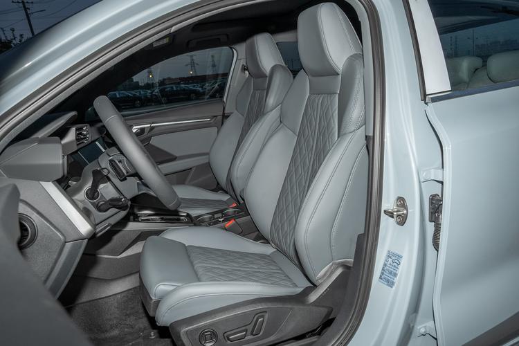 Фото машины 209