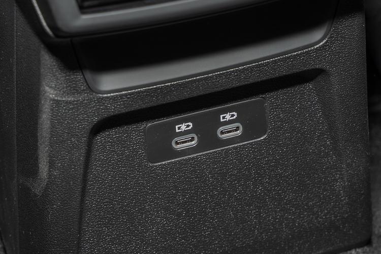 Фото машины 240